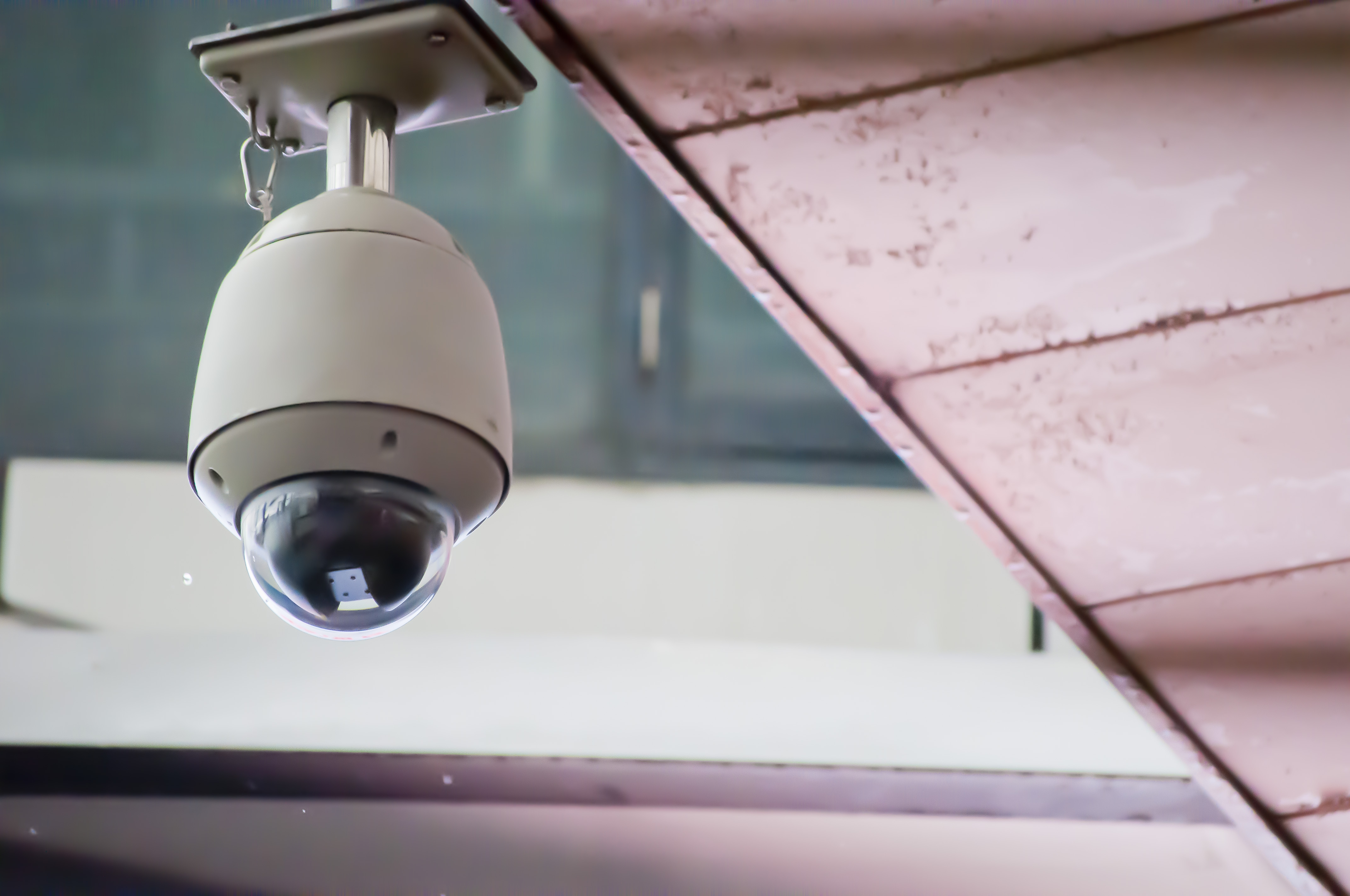 防犯カメラを屋外へ設置する方法は簡単 5つの注意点と設置方法について